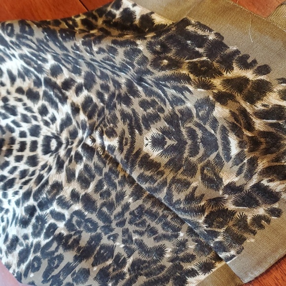 Glentex Vintage Olive Green Leopard Print Scarf 29x29in - Picture 3 of 4
